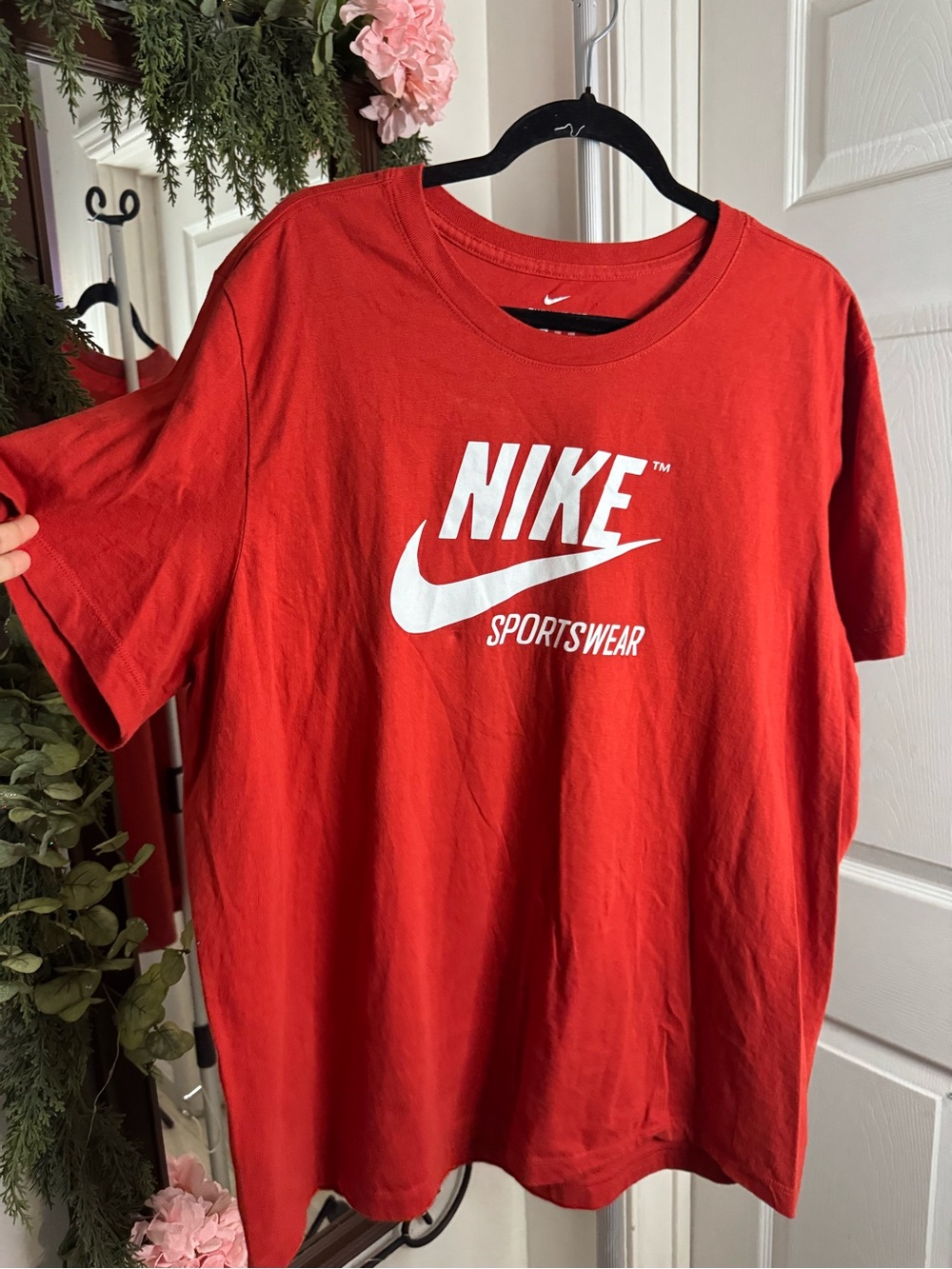 NIKE